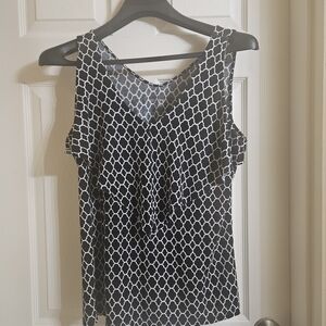 Black and White Sleeveless Top